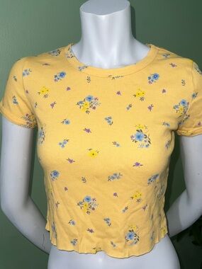 Forever 21 Yellow Floral Ribbed Crop Top